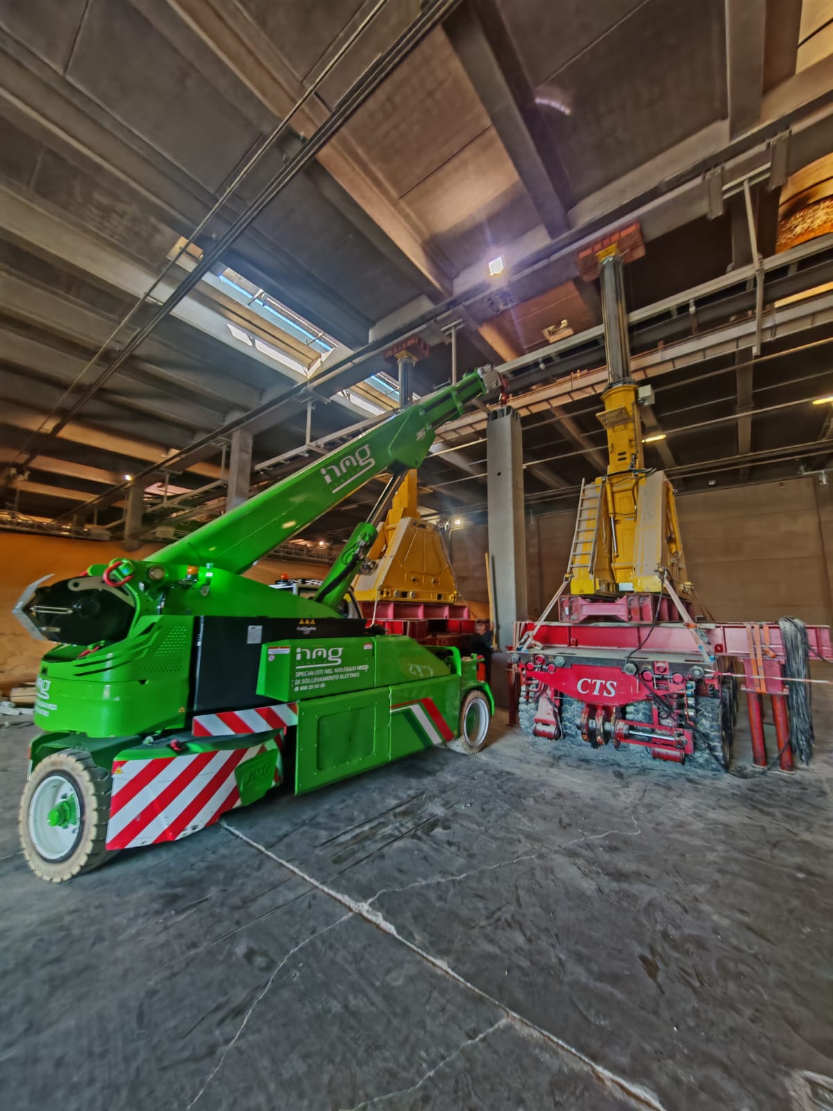 JMG Cranes MC 250S — vista 1