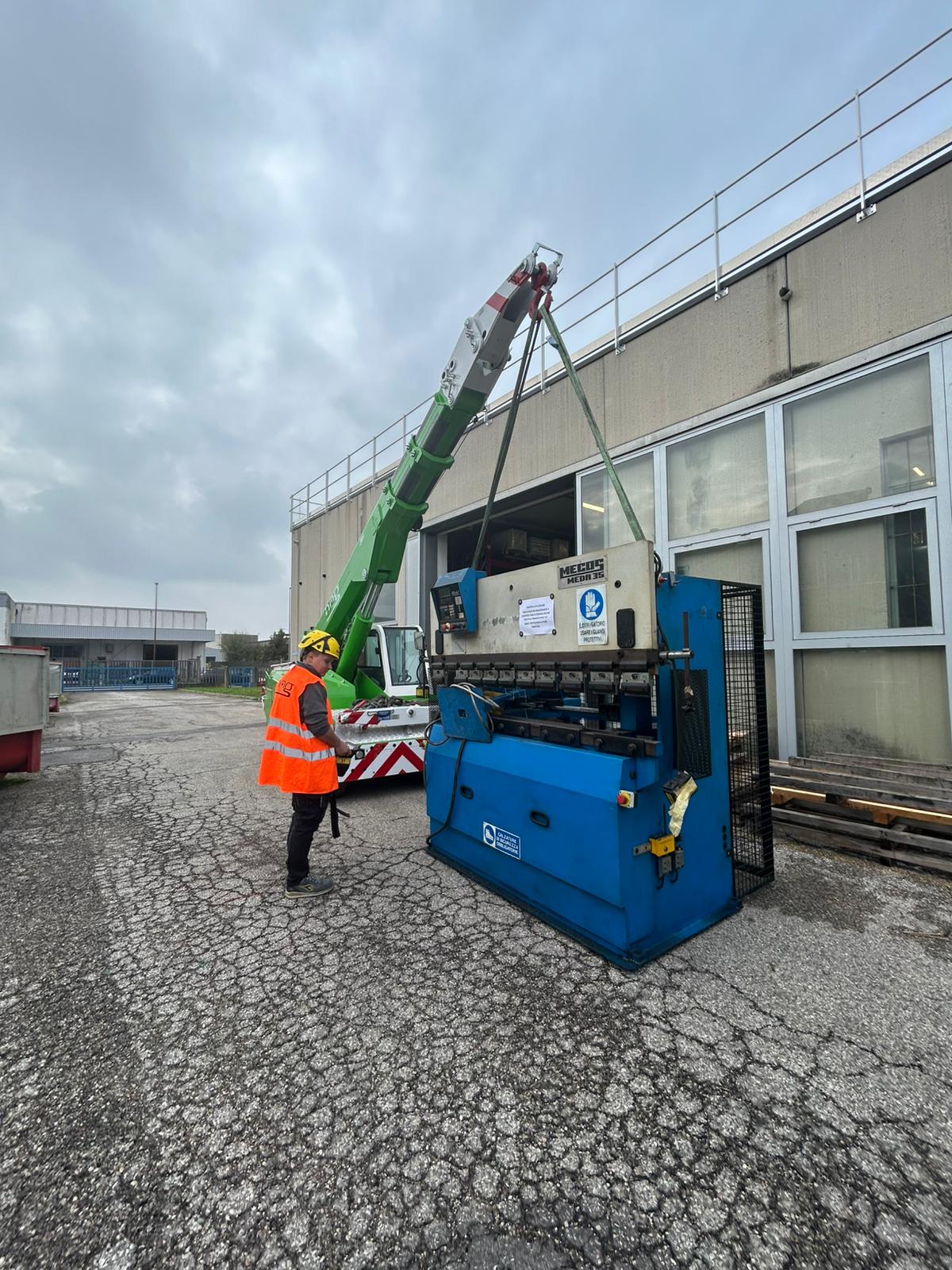 JMG Cranes MC 85 thumbnail 2
